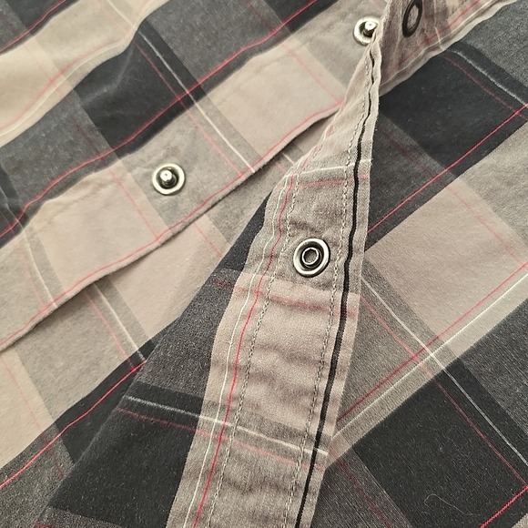 Tony Hawk Button Dress Shirt Men's Size XXL Red Black Gray Plaid 30‎ Long 23 PTP - Picture 4 of 7